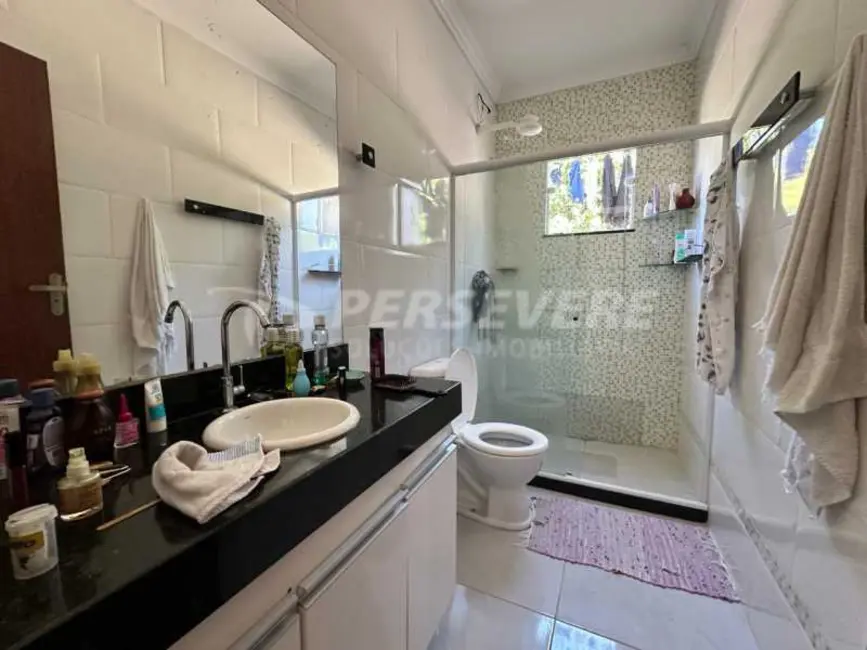 Foto 8 de Casa com 4 quartos à venda, 216m2 em Marica - RJ
