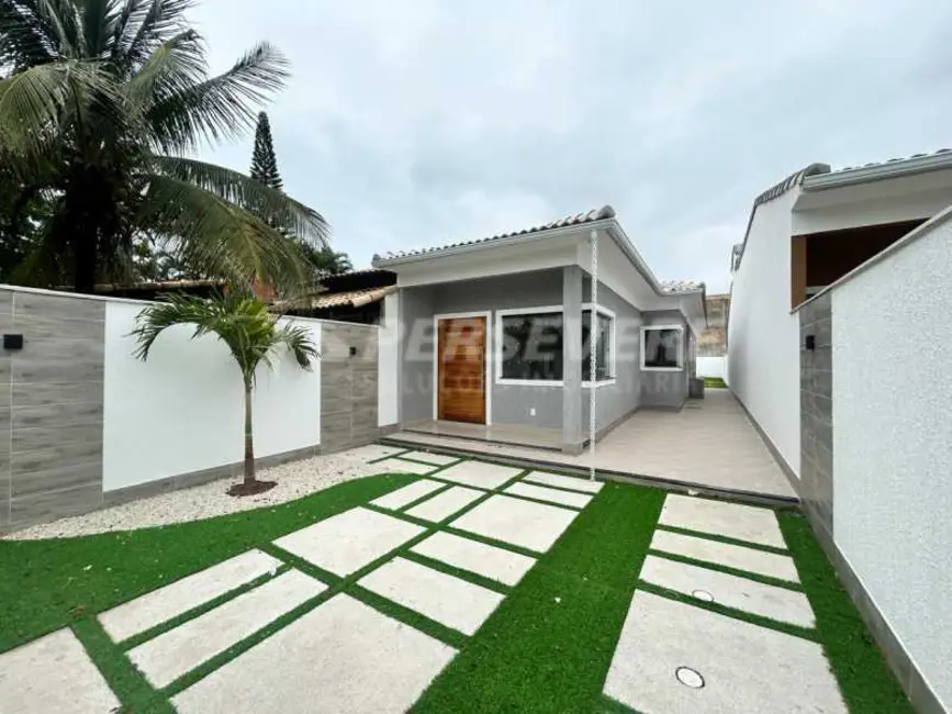 Foto 1 de Casa com 2 quartos à venda, 78m2 em Marica - RJ