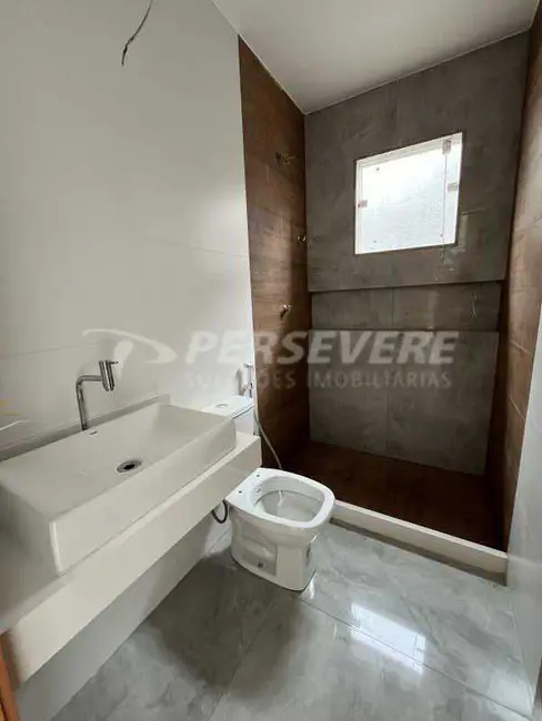 Foto 8 de Casa com 3 quartos à venda, 103m2 em Marica - RJ