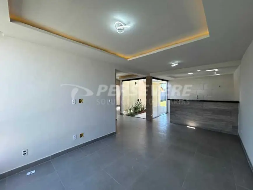 Foto 4 de Casa com 3 quartos à venda, 99m2 em Marica - RJ