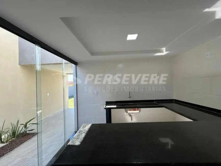 Foto 6 de Casa com 3 quartos à venda, 99m2 em Marica - RJ