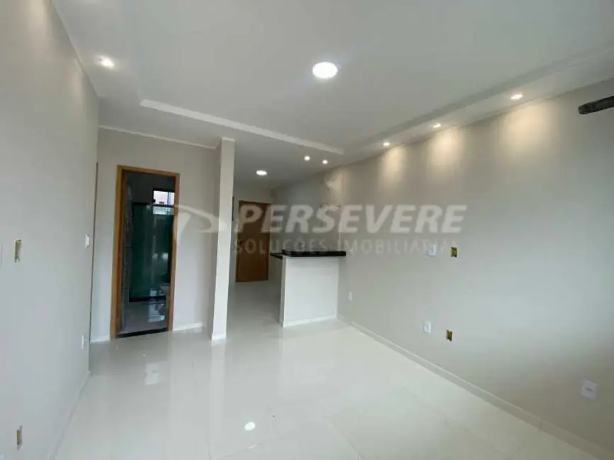Foto 3 de Casa com 2 quartos à venda, 80m2 em Marica - RJ