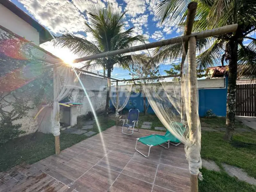 Foto 2 de Casa com 2 quartos à venda, 286m2 em Marica - RJ