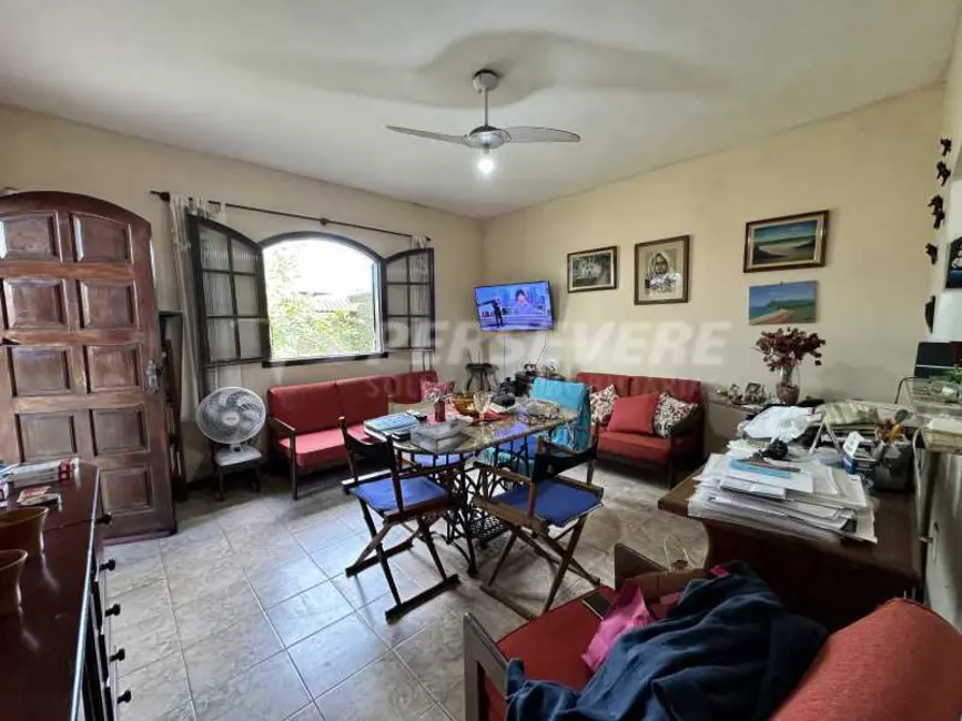 Foto 4 de Casa com 3 quartos à venda, 190m2 em Marica - RJ