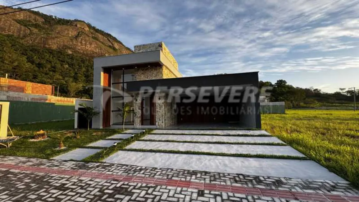 Foto 2 de Casa de Condomínio com 3 quartos à venda, 171m2 em Marica - RJ