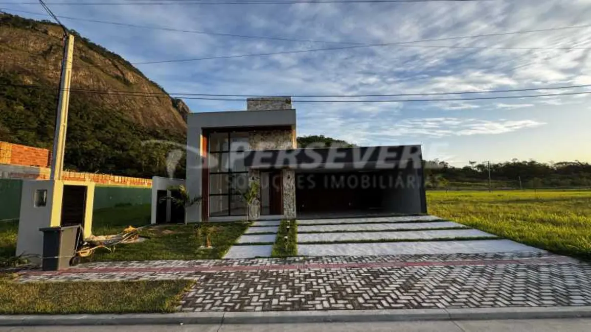 Foto 5 de Casa de Condomínio com 3 quartos à venda, 171m2 em Marica - RJ