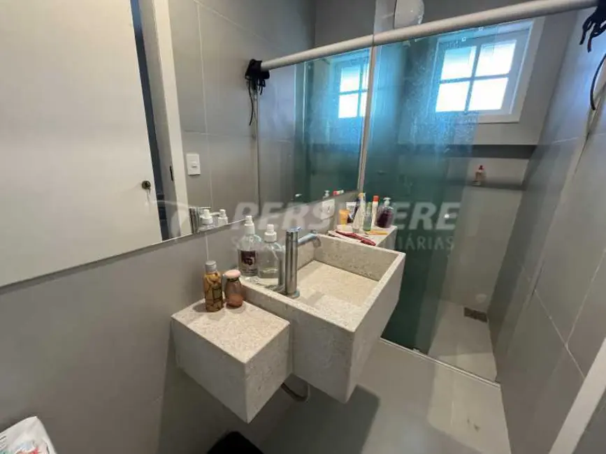 Foto 9 de Casa com 4 quartos à venda, 252m2 em Marica - RJ