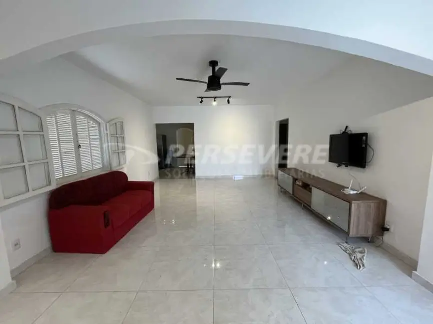 Foto 6 de Casa com 4 quartos à venda, 252m2 em Marica - RJ