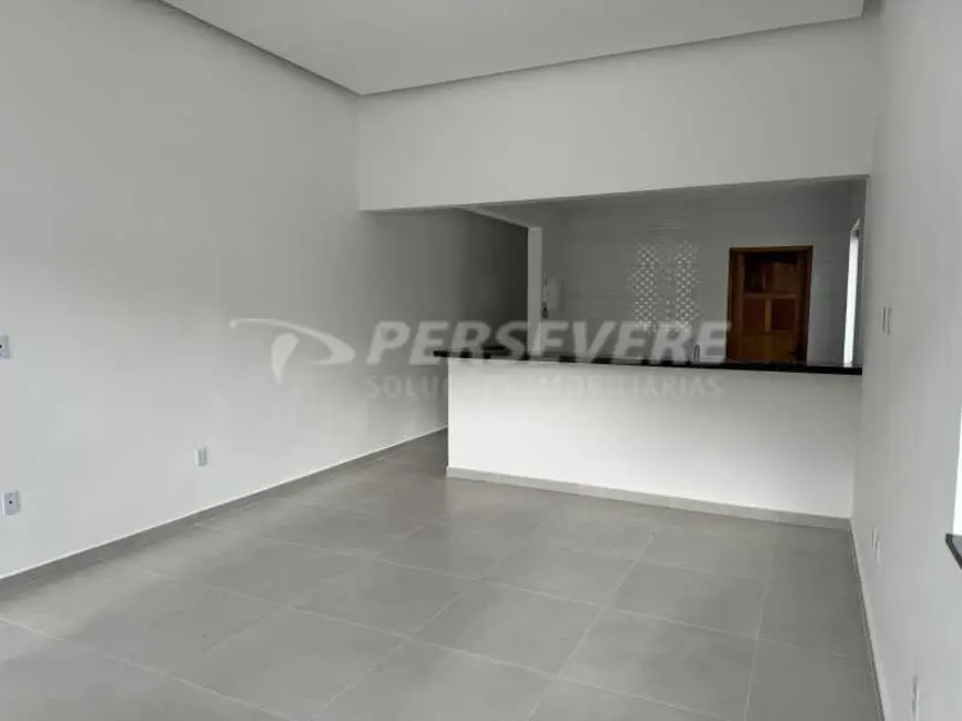 Foto 4 de Casa com 3 quartos à venda, 110m2 em Marica - RJ
