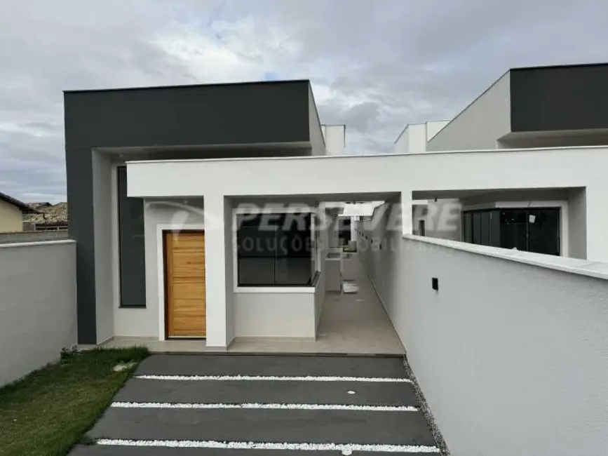 Foto 1 de Casa com 3 quartos à venda, 110m2 em Marica - RJ