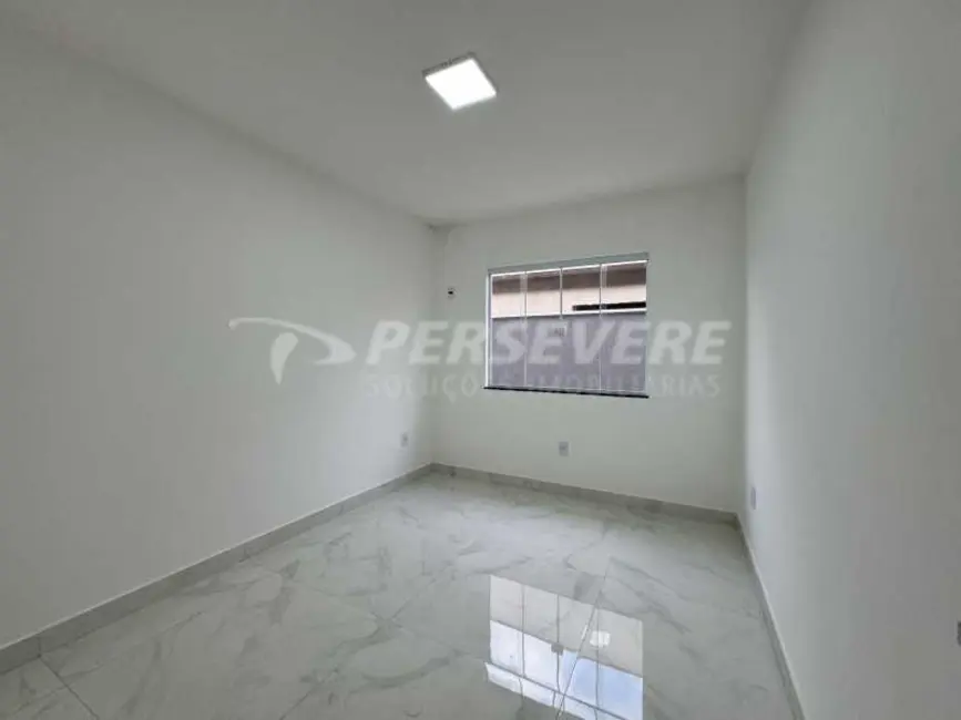 Foto 9 de Casa com 3 quartos à venda, 195m2 em Marica - RJ
