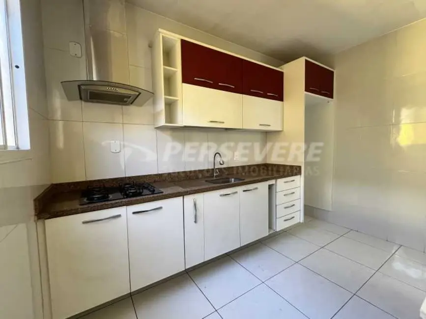 Foto 6 de Casa com 3 quartos à venda, 80m2 em Marica - RJ