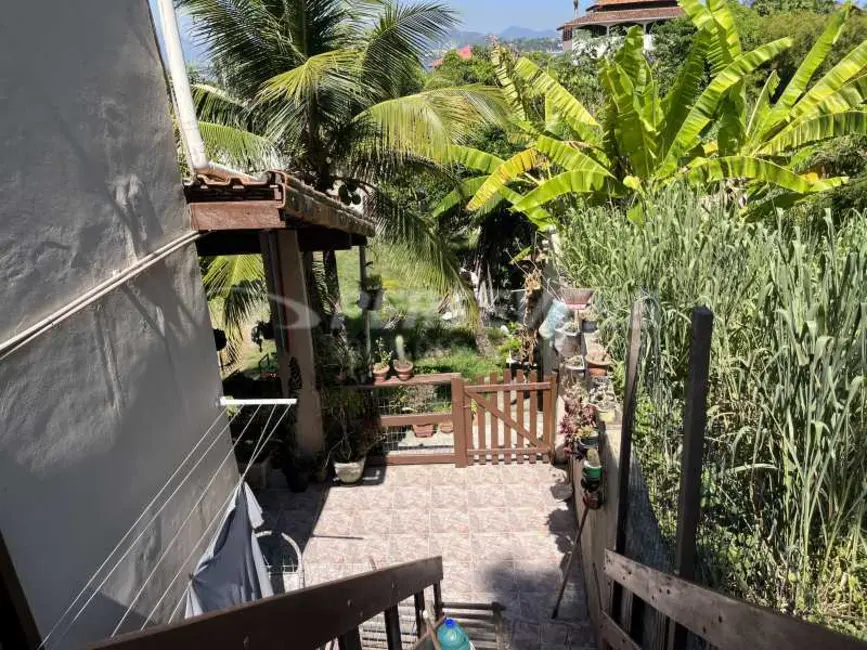 Foto 3 de Casa com 4 quartos à venda, 162m2 em Marica - RJ