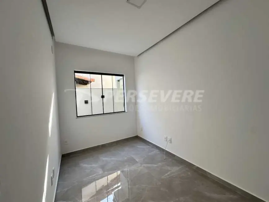 Casa de Condomínio com 4 quartos à venda, 192m2 em Marica - RJ - imagem 9 Foto 9 de Casa de Condomínio com 4 quartos à venda, 192m2 em Marica - RJ