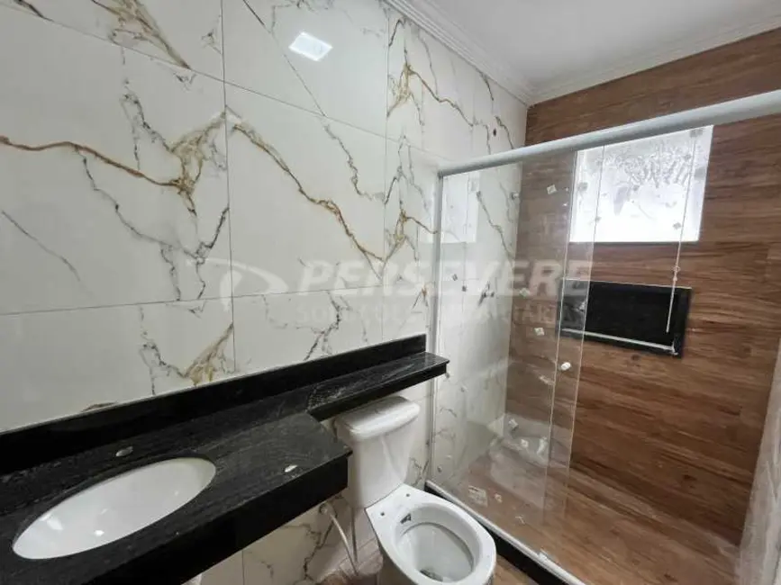 Foto 9 de Casa com 3 quartos à venda, 170m2 em Marica - RJ