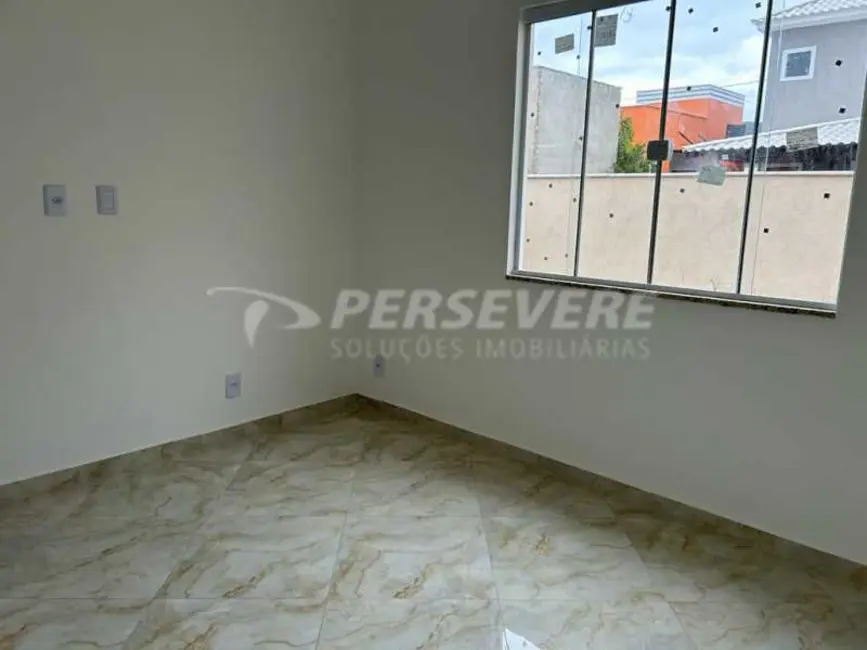 Foto 9 de Casa de Condomínio com 3 quartos à venda, 108m2 em Marica - RJ