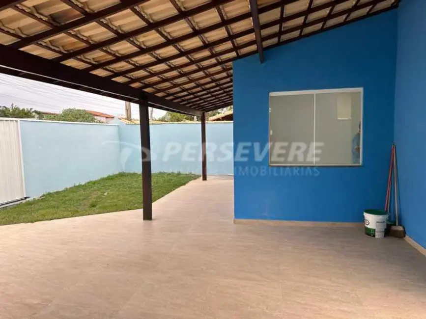 Foto 4 de Casa com 3 quartos à venda, 132m2 em Marica - RJ