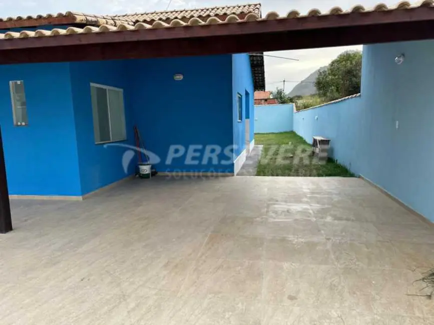 Foto 2 de Casa com 3 quartos à venda, 132m2 em Marica - RJ