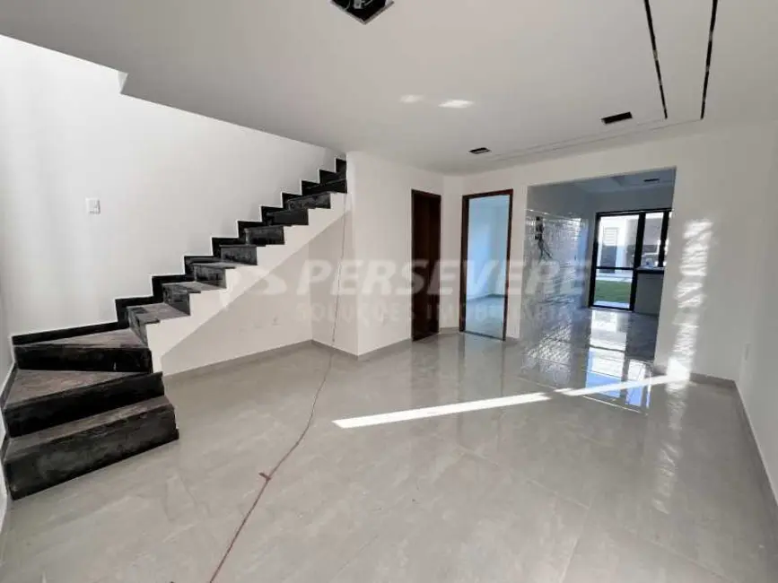 Foto 5 de Casa com 3 quartos à venda, 94m2 em Marica - RJ