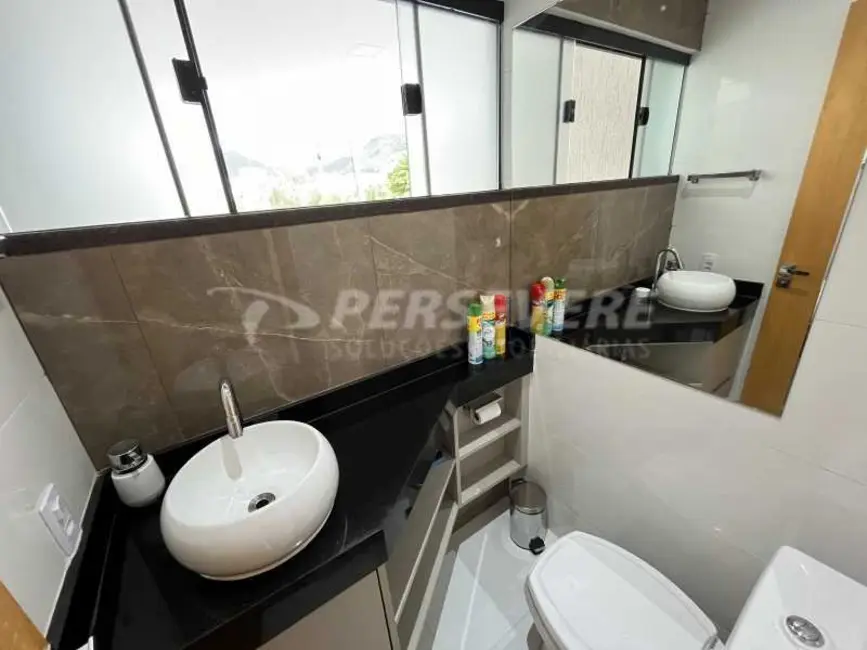 Casa de Condomínio com 4 quartos à venda, 231m2 em Marica - RJ - imagem 9 Foto 9 de Casa de Condomínio com 4 quartos à venda, 231m2 em Marica - RJ