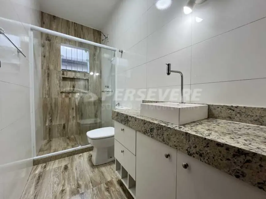 Foto 8 de Casa com 3 quartos à venda, 113m2 em Marica - RJ