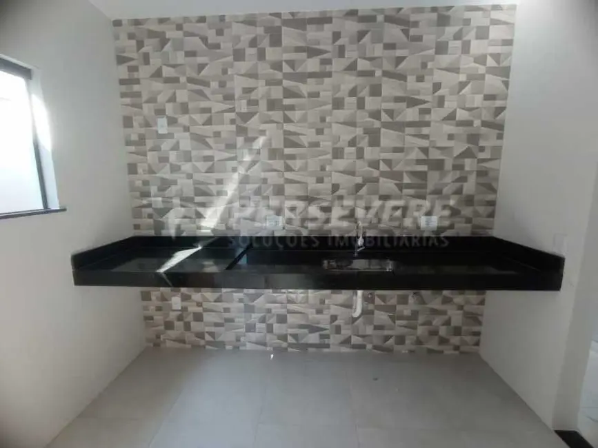 Foto 6 de Casa com 3 quartos à venda, 106m2 em Marica - RJ