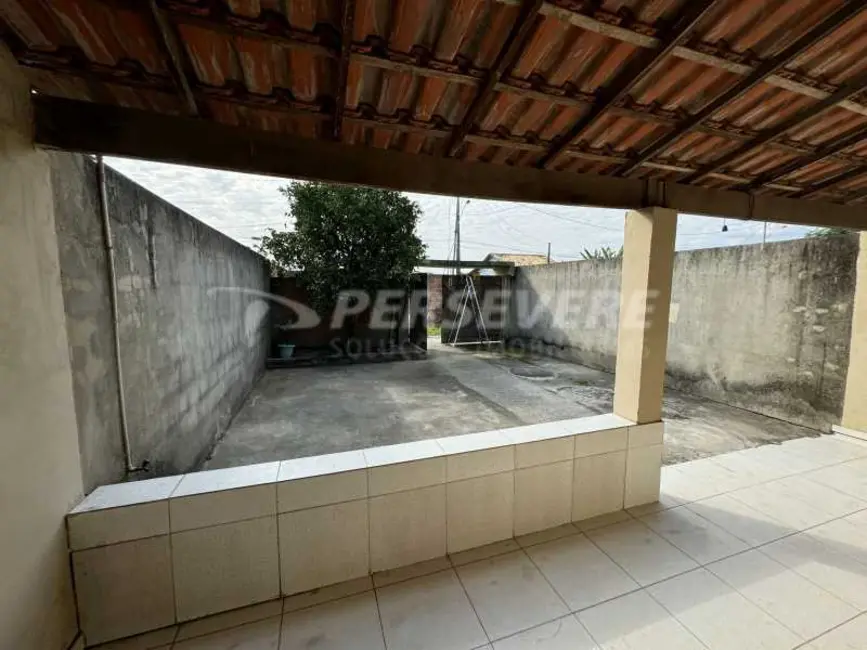 Foto 2 de Casa com 2 quartos à venda, 65m2 em Marica - RJ