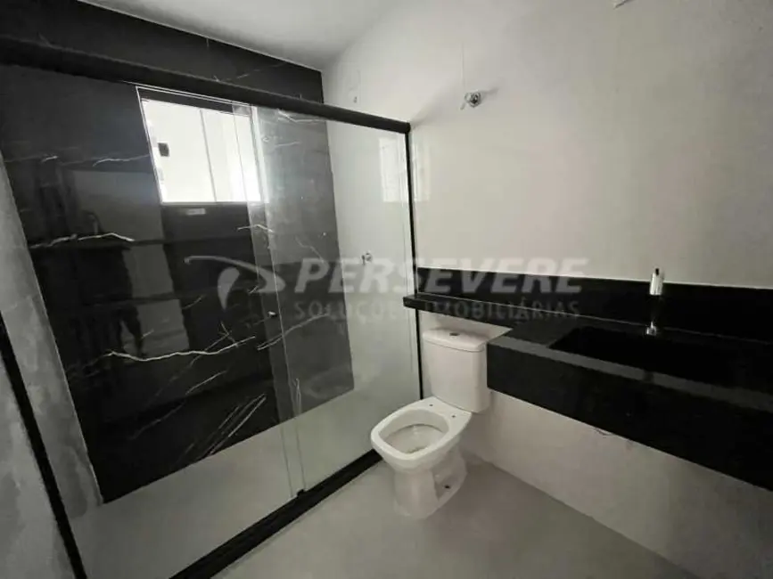 Casa à venda, 117m2 em Marica - RJ - imagem 8 Foto 8 de Casa à venda, 117m2 em Marica - RJ