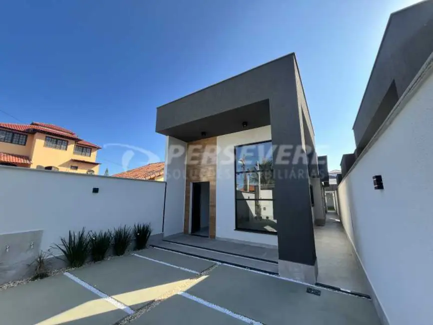 Foto 1 de Casa à venda, 117m2 em Marica - RJ