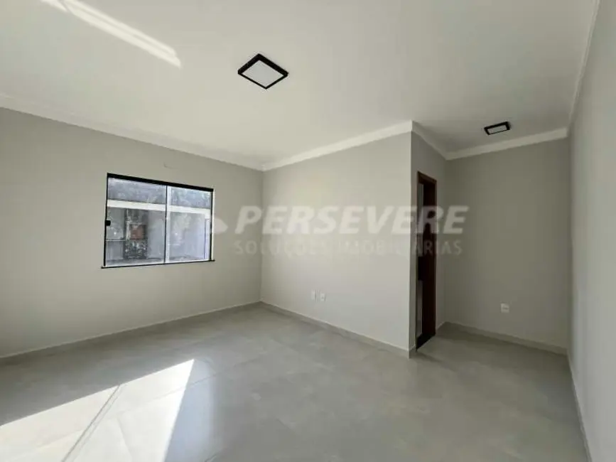 Foto 10 de Casa à venda, 117m2 em Marica - RJ