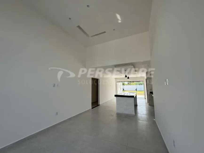 Foto 3 de Casa com 3 quartos à venda, 135m2 em Marica - RJ