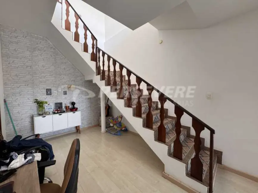Foto 4 de Casa com 4 quartos à venda, 212m2 em Marica - RJ
