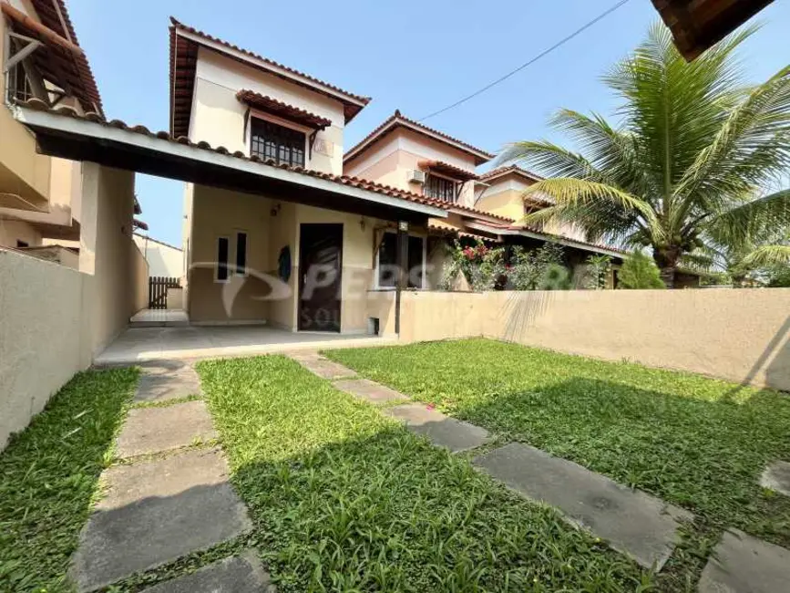 Foto 2 de Casa com 2 quartos à venda, 80m2 em Marica - RJ