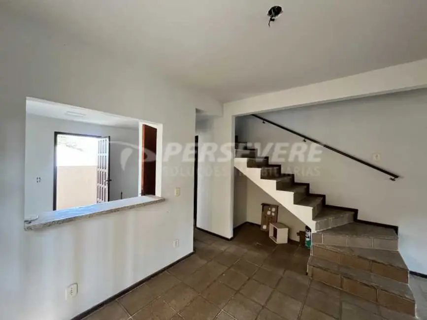 Foto 5 de Casa com 2 quartos à venda, 80m2 em Marica - RJ