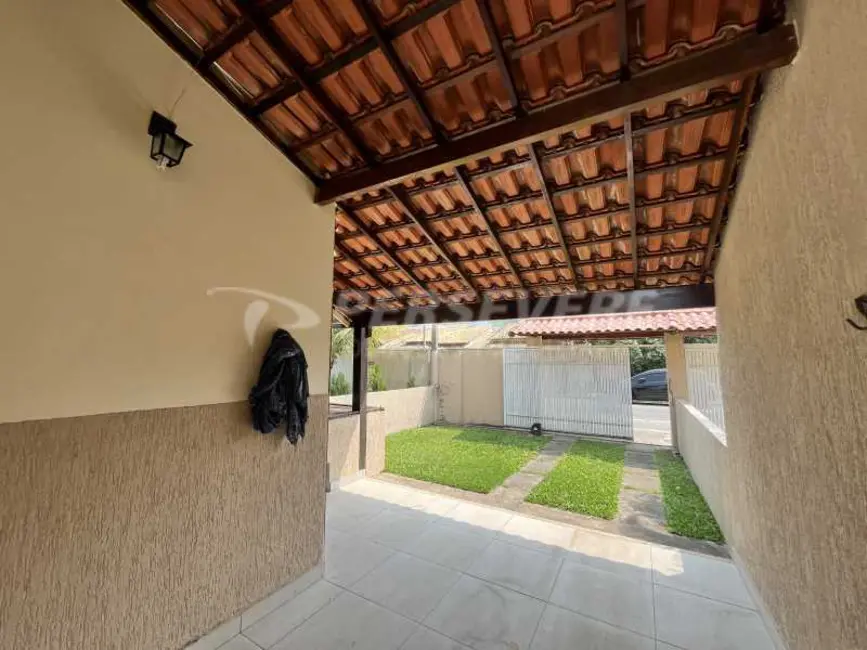 Foto 3 de Casa com 2 quartos à venda, 80m2 em Marica - RJ