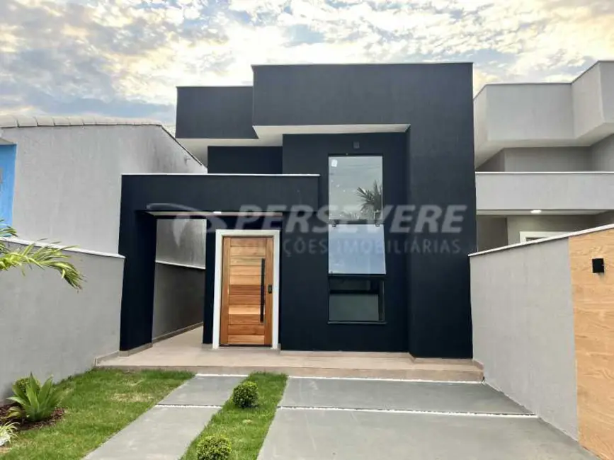 Foto 1 de Casa com 3 quartos à venda, 96m2 em Marica - RJ