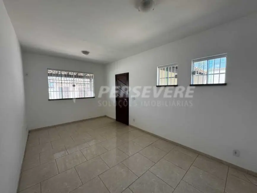 Foto 3 de Casa com 3 quartos à venda, 135m2 em Marica - RJ