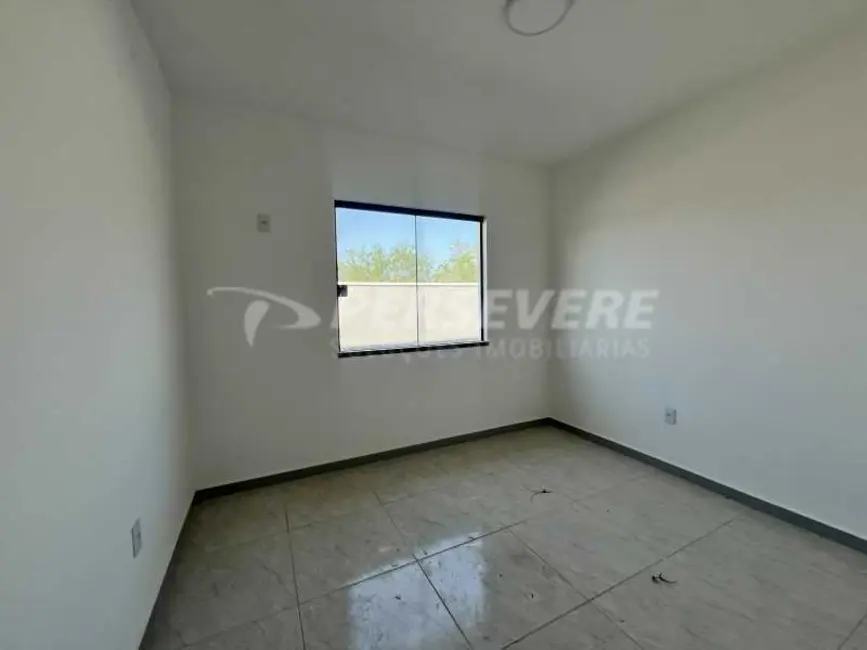 Foto 8 de Casa com 3 quartos à venda, 111m2 em Marica - RJ