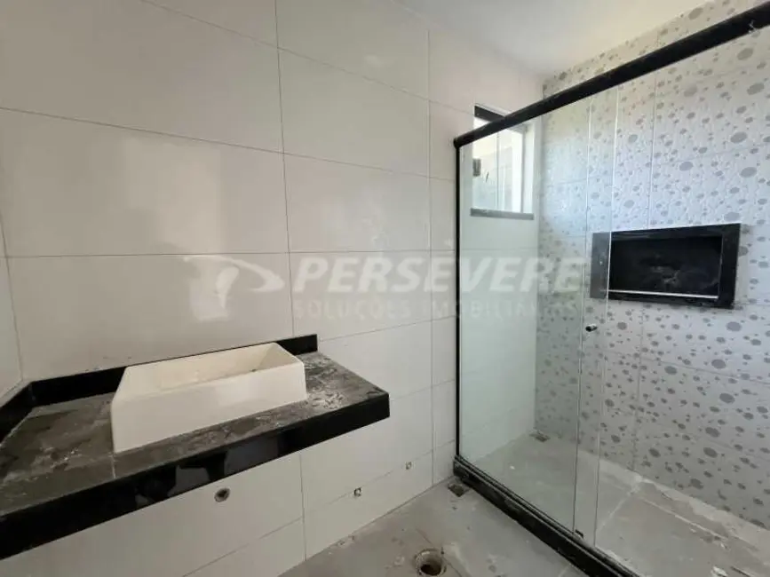 Foto 6 de Casa com 3 quartos à venda, 111m2 em Marica - RJ