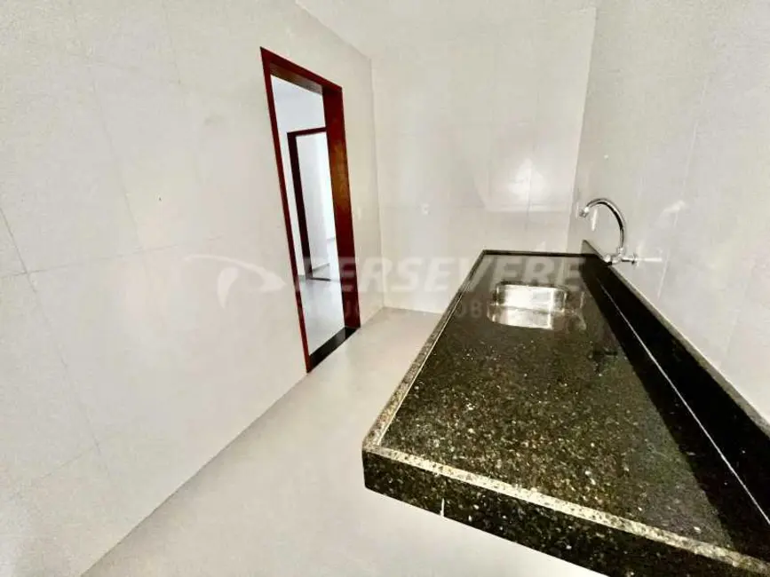 Casa com 2 quartos à venda, 65m2 em Marica - RJ - imagem 5 Foto 5 de Casa com 2 quartos à venda, 65m2 em Marica - RJ