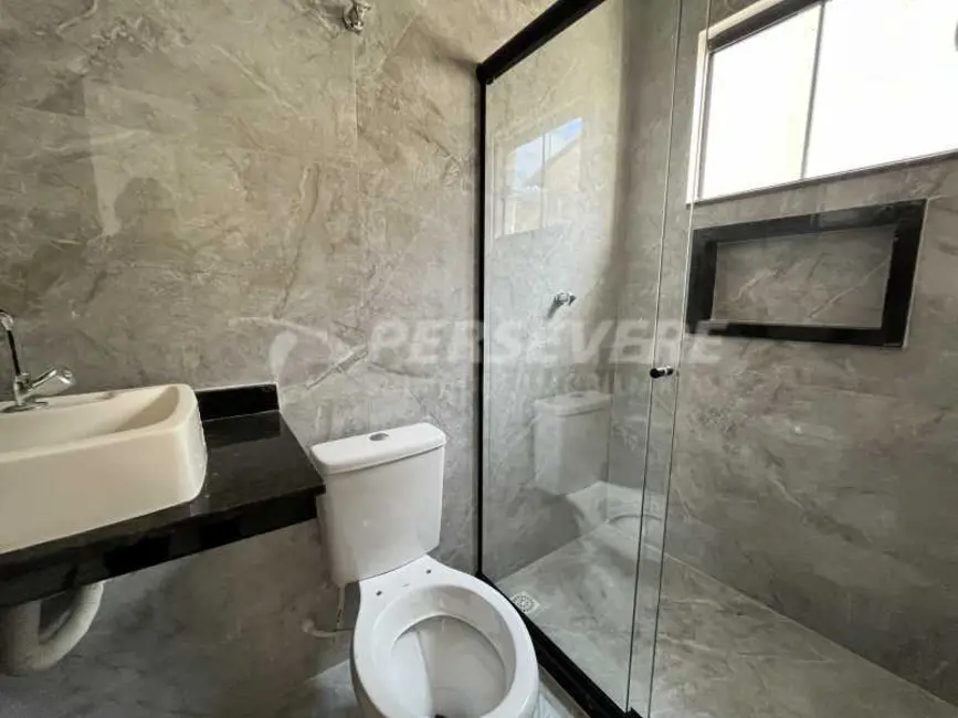 Foto 8 de Apartamento com 2 quartos à venda, 70m2 em Marica - RJ
