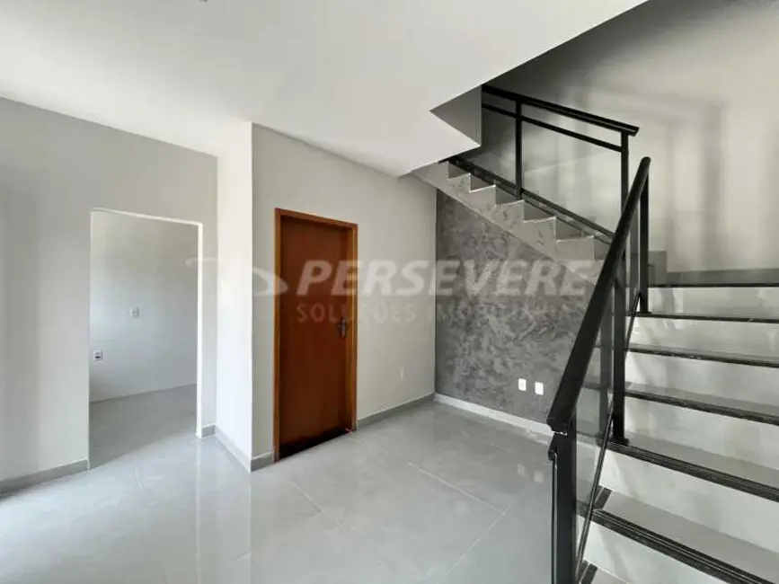 Foto 4 de Apartamento com 2 quartos à venda, 70m2 em Marica - RJ