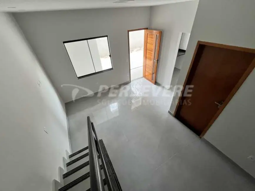 Foto 3 de Apartamento com 2 quartos à venda, 70m2 em Marica - RJ
