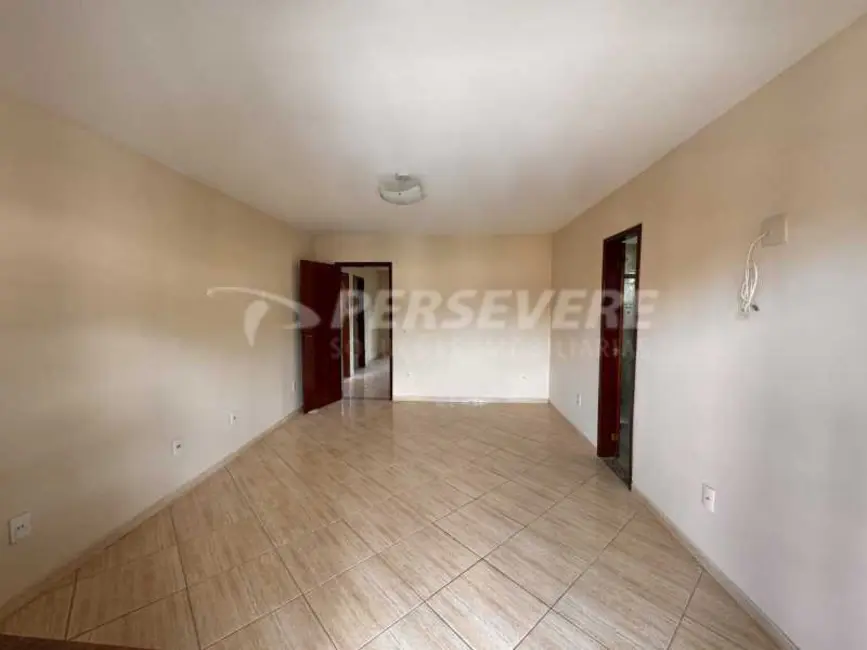 Foto 8 de Casa com 3 quartos à venda, 208m2 em Marica - RJ