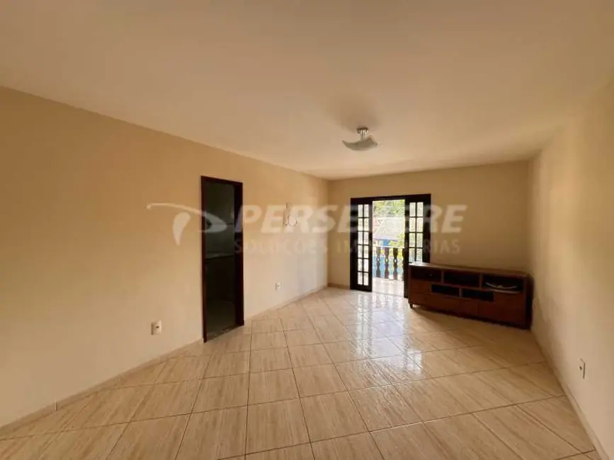 Foto 9 de Casa com 3 quartos à venda, 208m2 em Marica - RJ