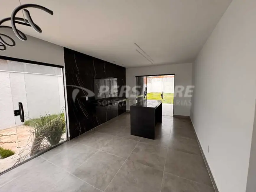 Casa com 3 quartos à venda, 110m2 em Marica - RJ - imagem 3 Foto 3 de Casa com 3 quartos à venda, 110m2 em Marica - RJ