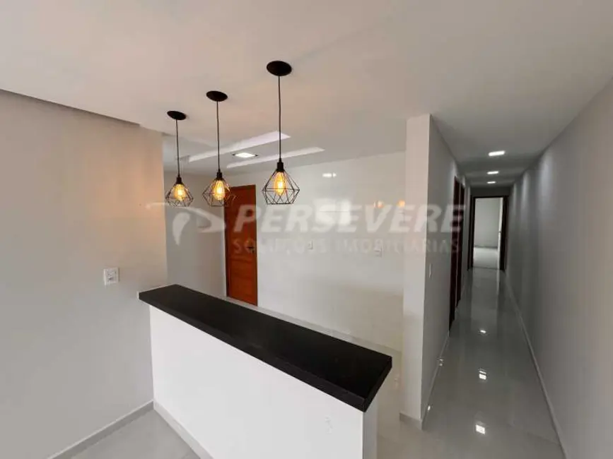 Foto 3 de Casa com 3 quartos à venda, 104m2 em Marica - RJ