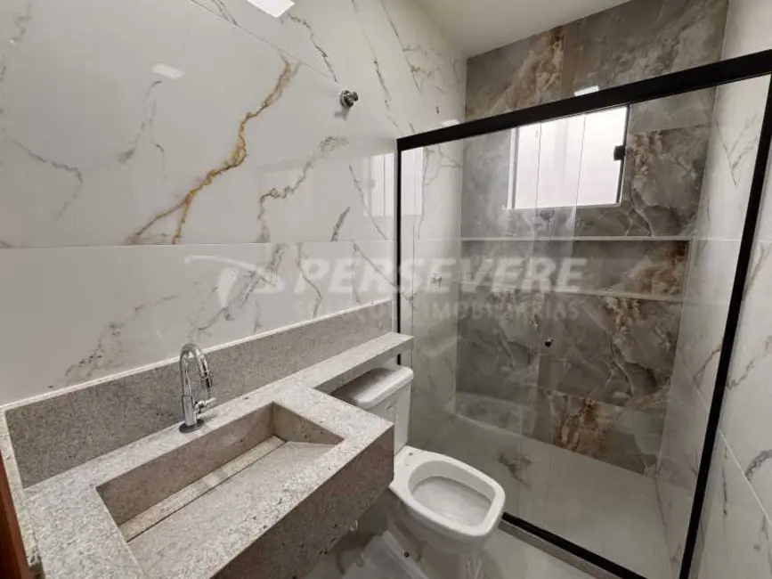 Foto 5 de Casa com 3 quartos à venda, 104m2 em Marica - RJ