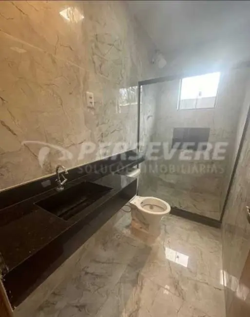 Foto 5 de Casa com 2 quartos à venda, 63m2 em Marica - RJ