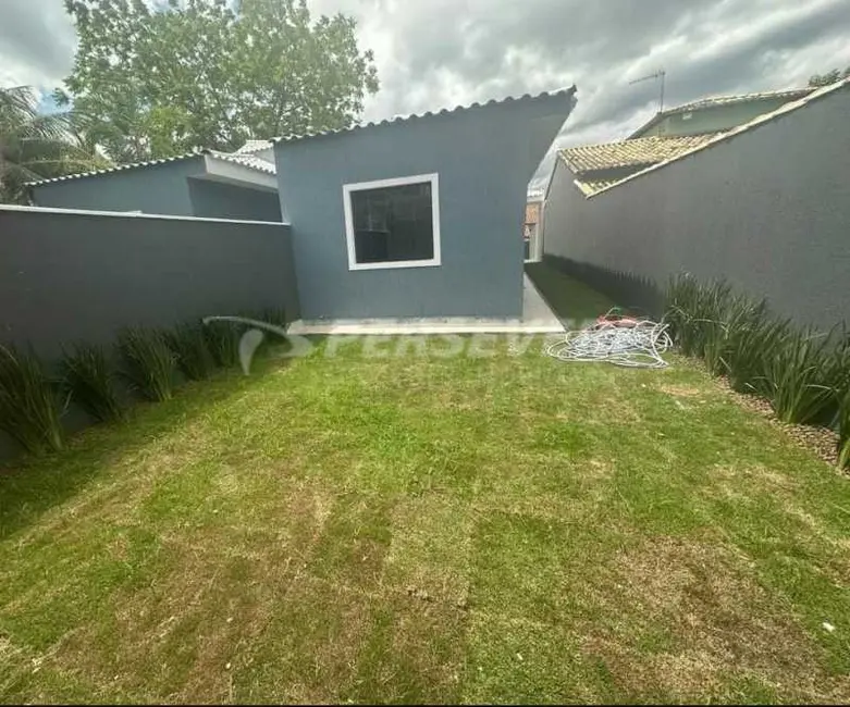 Foto 9 de Casa com 2 quartos à venda, 63m2 em Marica - RJ